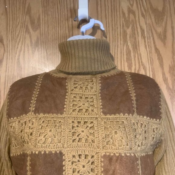 Y2K CROSS CROCHET TURTLENECK - Picture 4 of 4